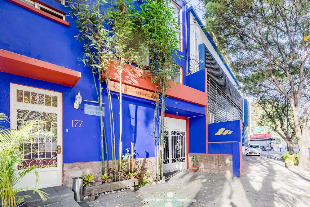 OYO Casa Anzures Mexico City 46/60