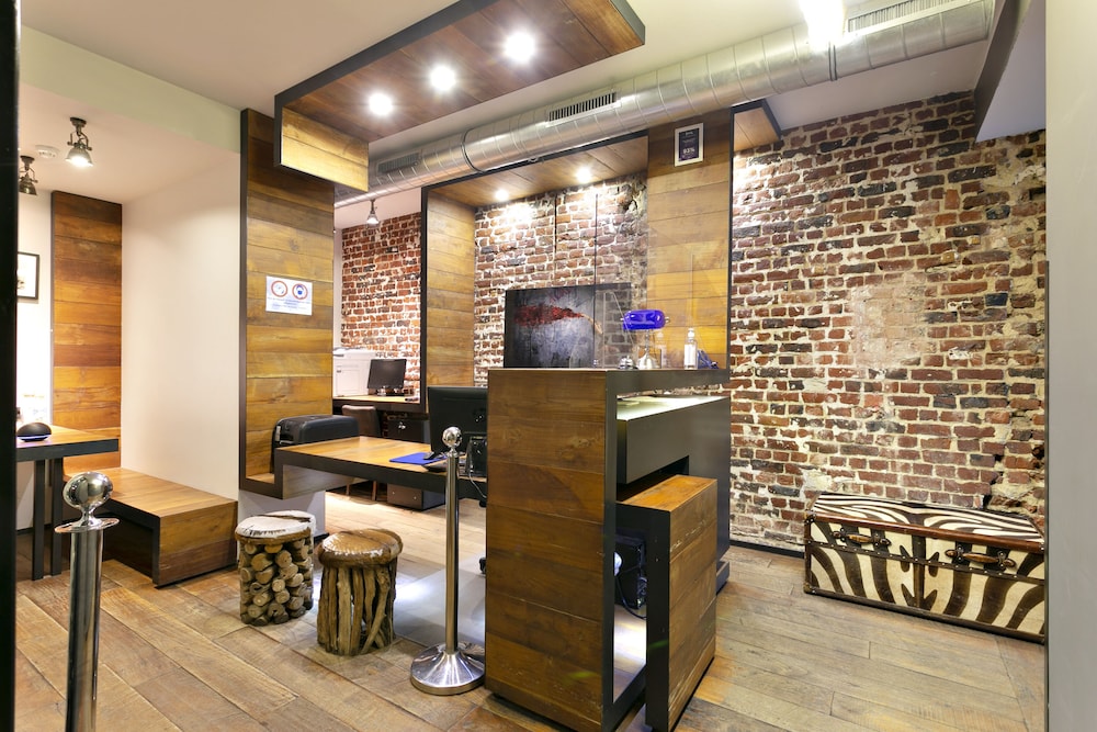 Saint Gery Boutique Hotel 35/38