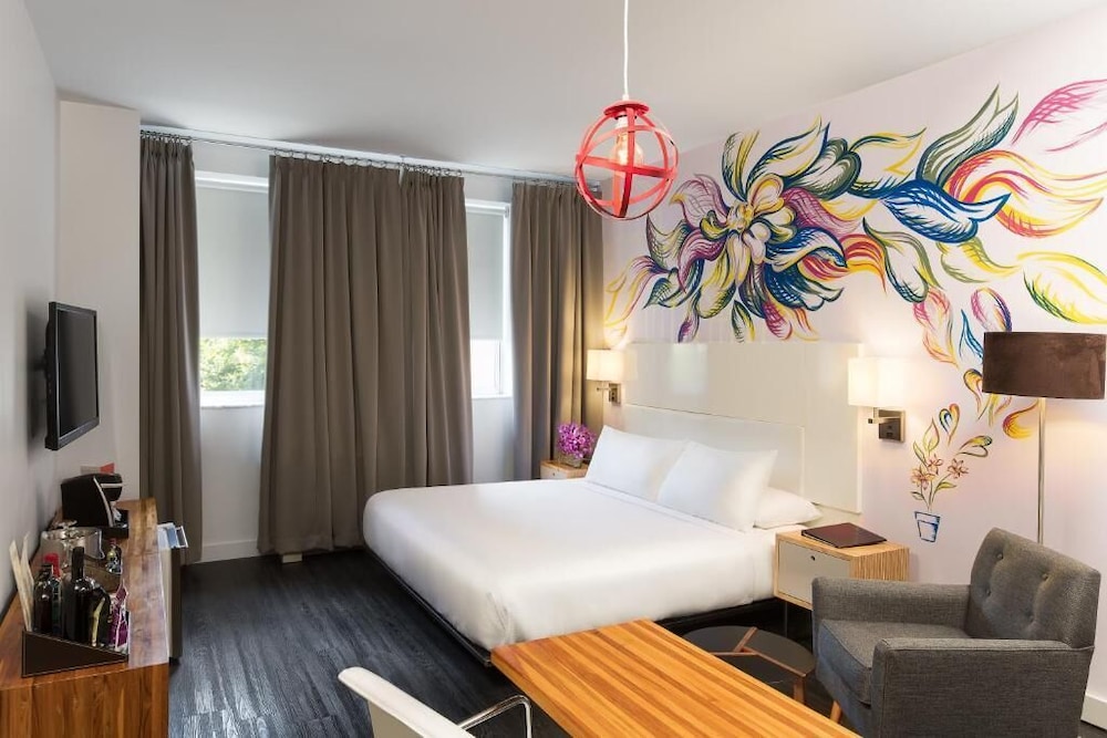 Nu Hotel Brooklyn 33/69