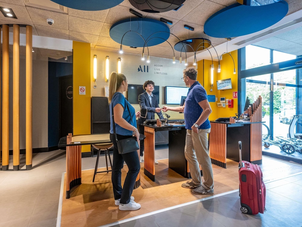 NOVOTEL LA ROCHELLE CENTRE 42/72