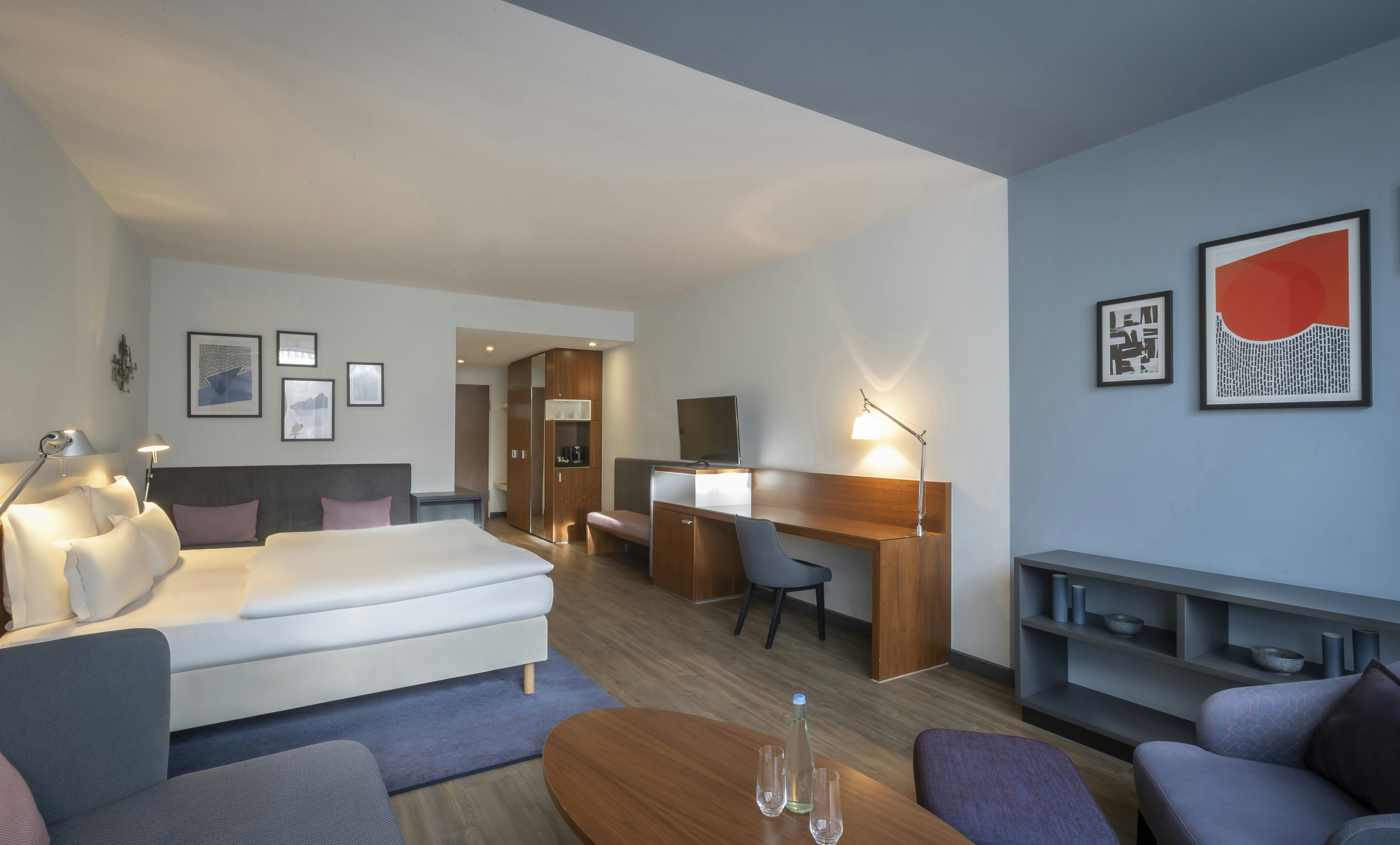 Clayton Hotel Dusseldorf City Centre 26/31