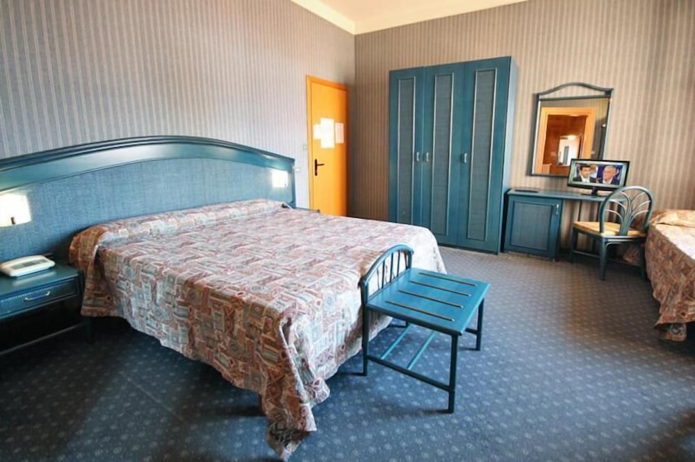Hotel Kristina 27/49