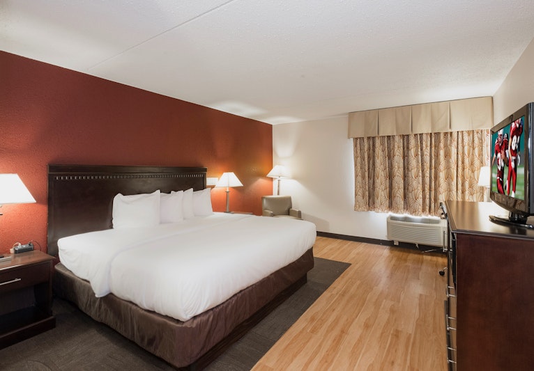 Red Roof Inn & Suites Mt Holly - McGuire AFB 15/38