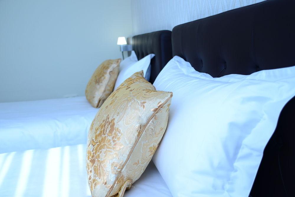 The Helmet Hotel 21/34