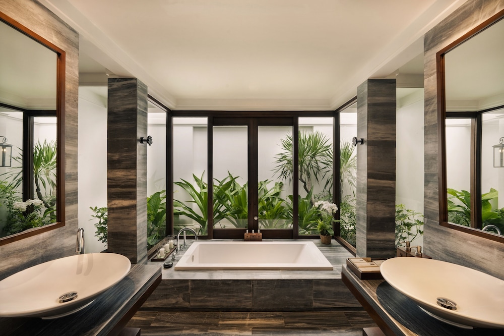 VILLA, KING BED, GARDEN VIEW