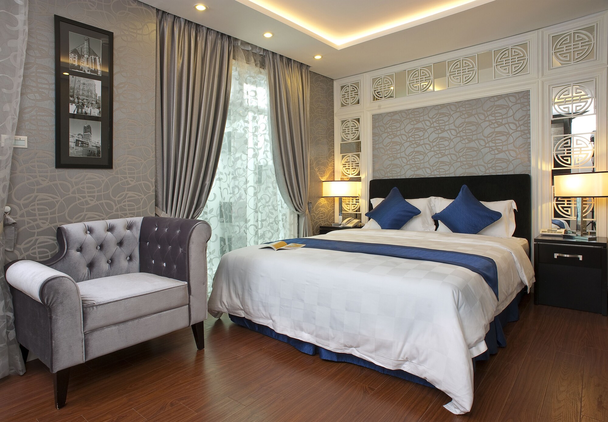 Standard, Queen Bed