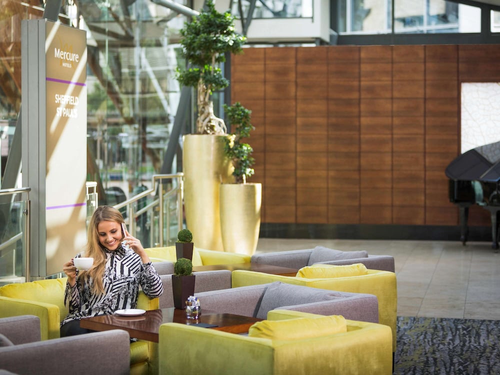 Mercure Sheffield St Paul's Hotel & Spa 8/77