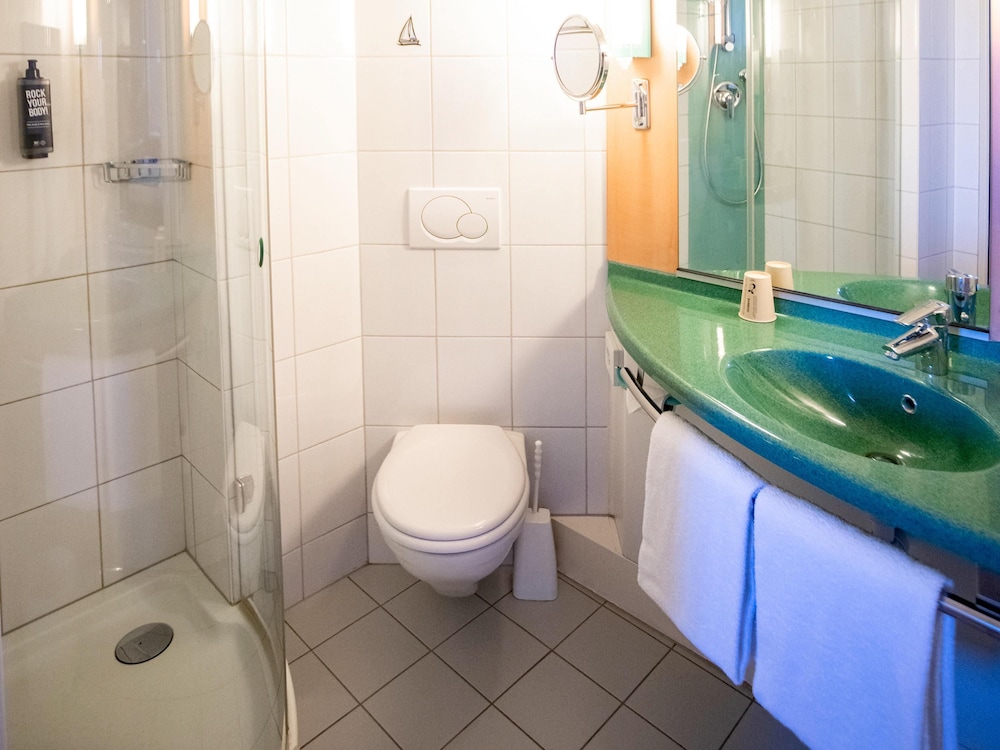 IBIS FRIBOURG 49/50