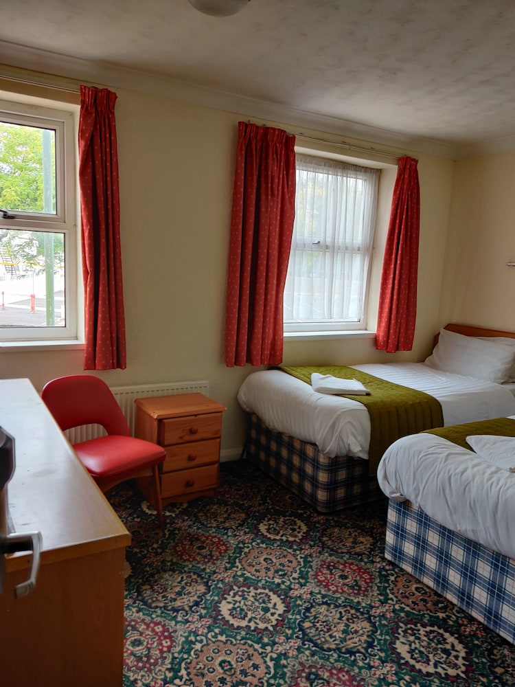 Inglewood Palm Hotel, Abbey Sands Torquay 23/32
