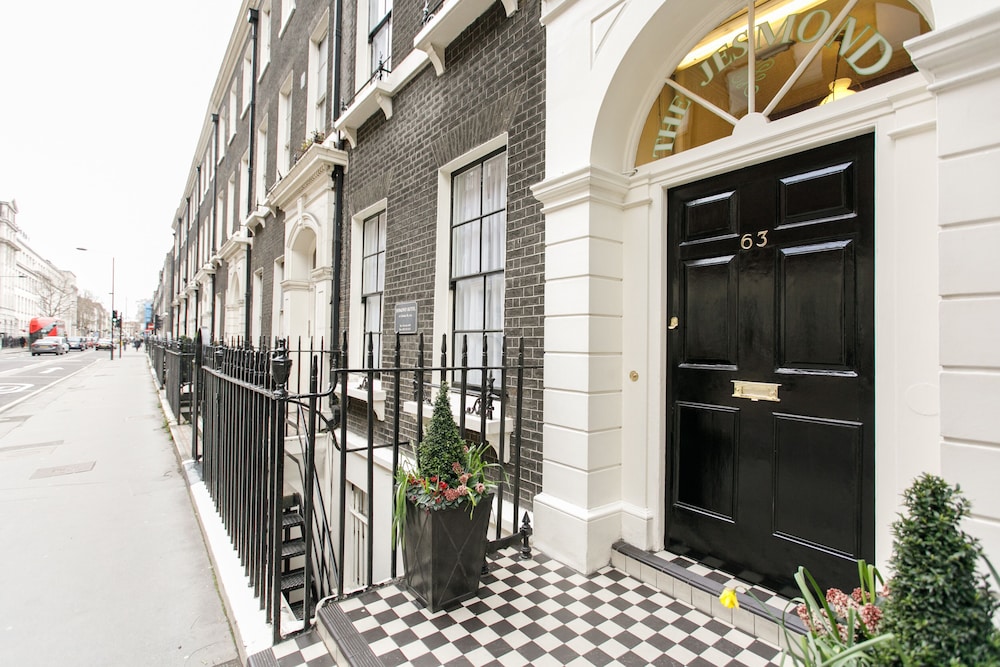 Jesmond Hotel 4/50