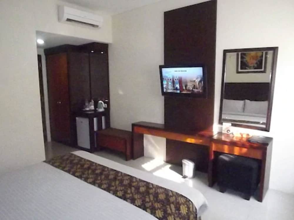 Mandarin Hotel Pekalongan 13/51