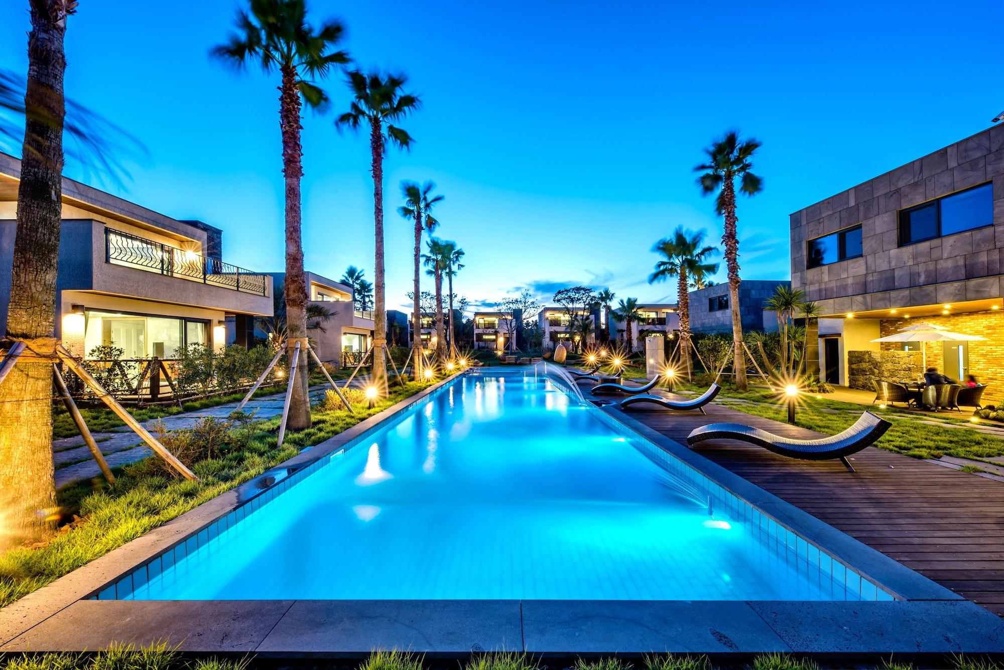 Arts Spa and Pool Villa 43/56