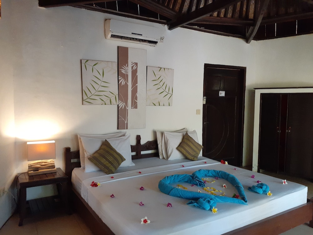 Laguna Gili Beach Resort 15/60