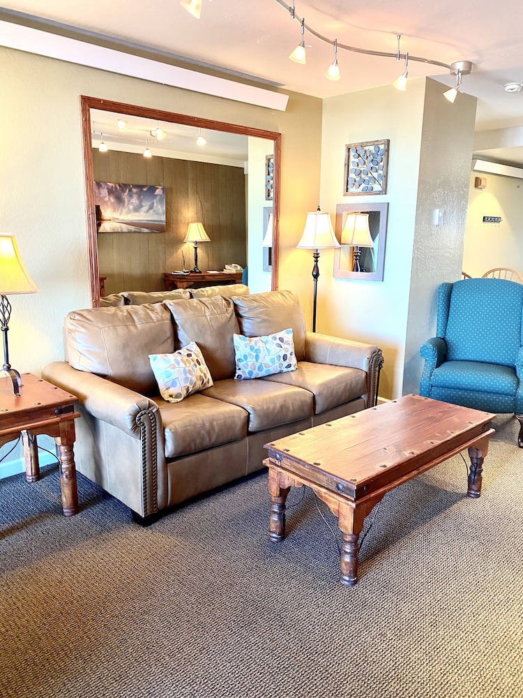 Tahoe Lakeshore Lodge & Spa 37/62