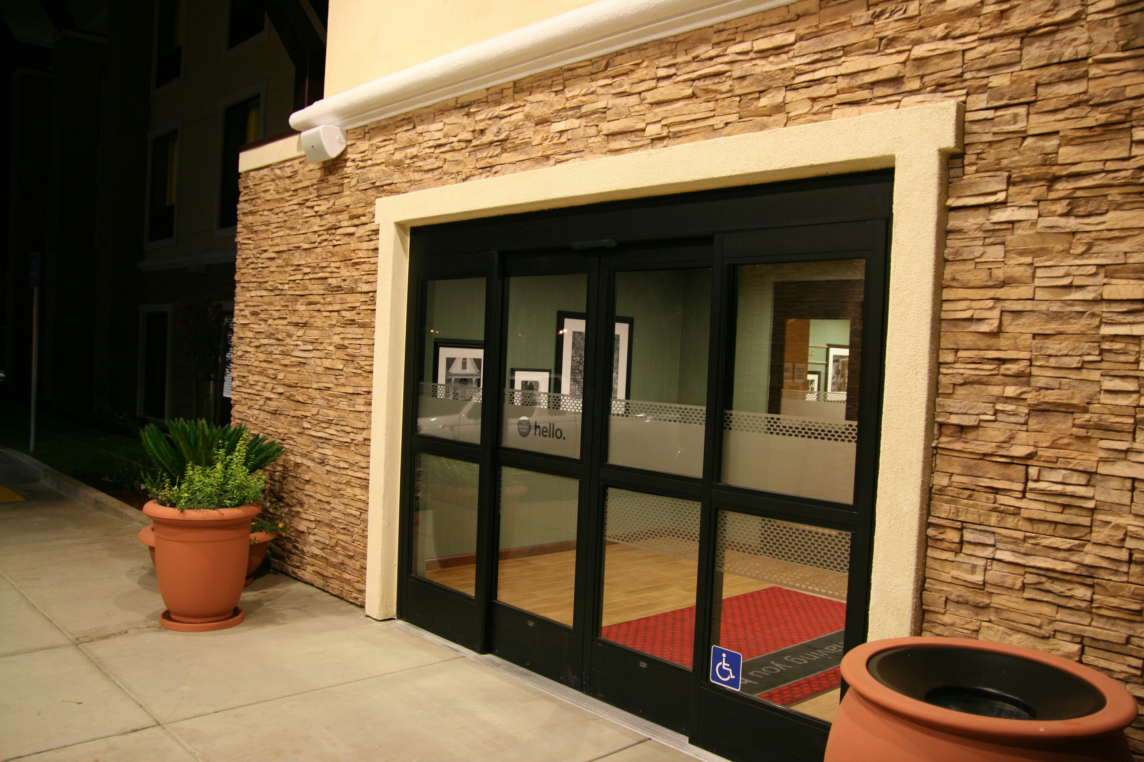 HAMPTON INN BRENTWOOD in BRENTWOOD - CA