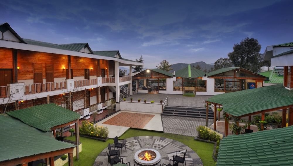 CHAIL VILLAS HOTEL 5/50
