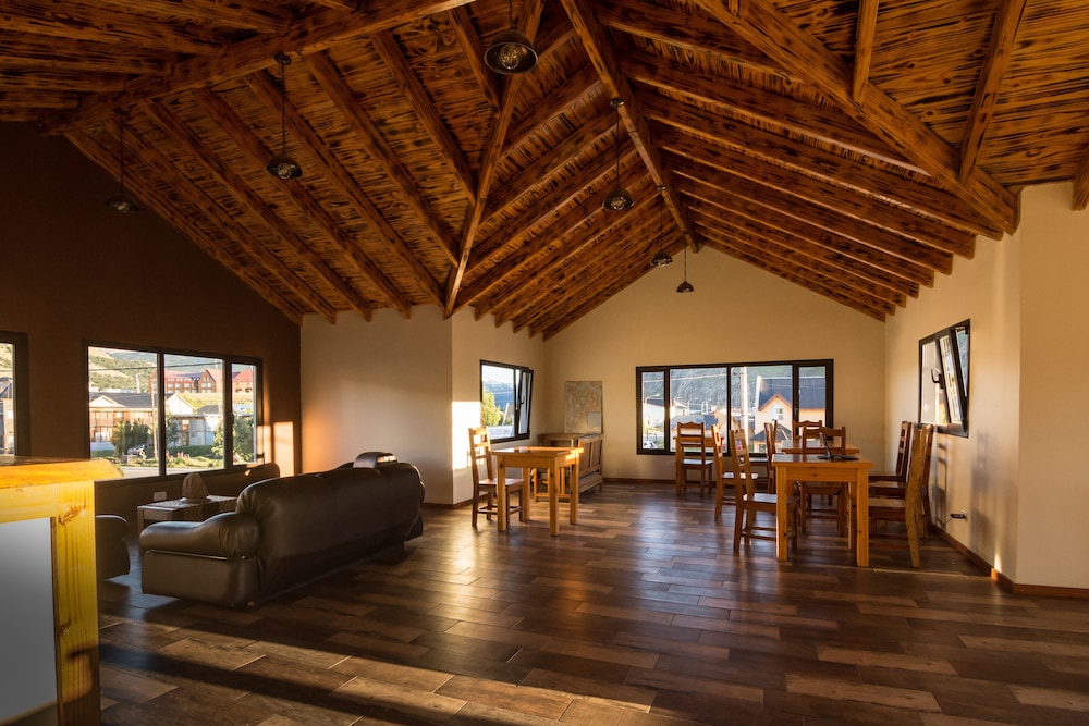Hosteria El Paraiso 54/72