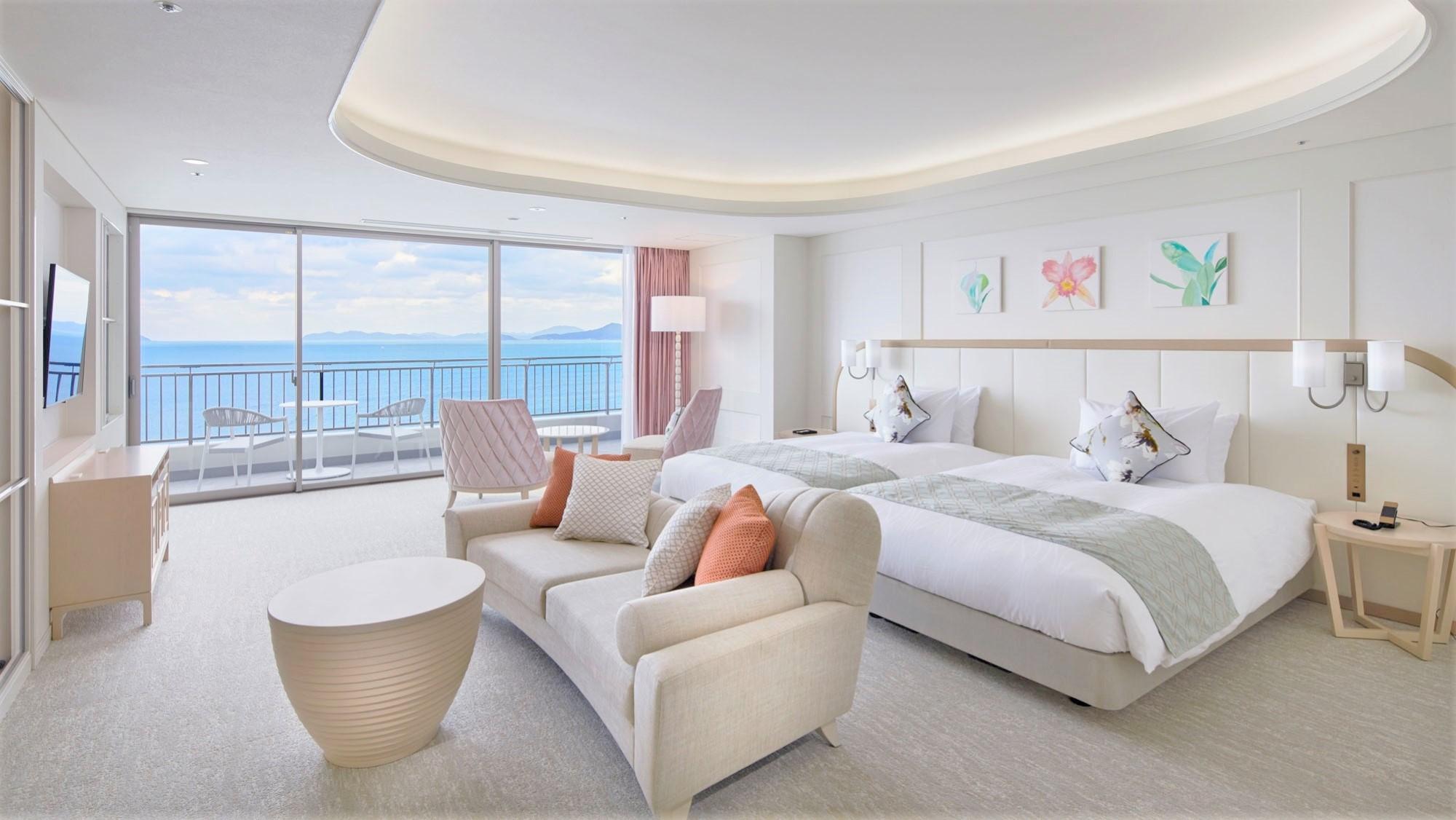 Luxury, Twin Beds, East Wing