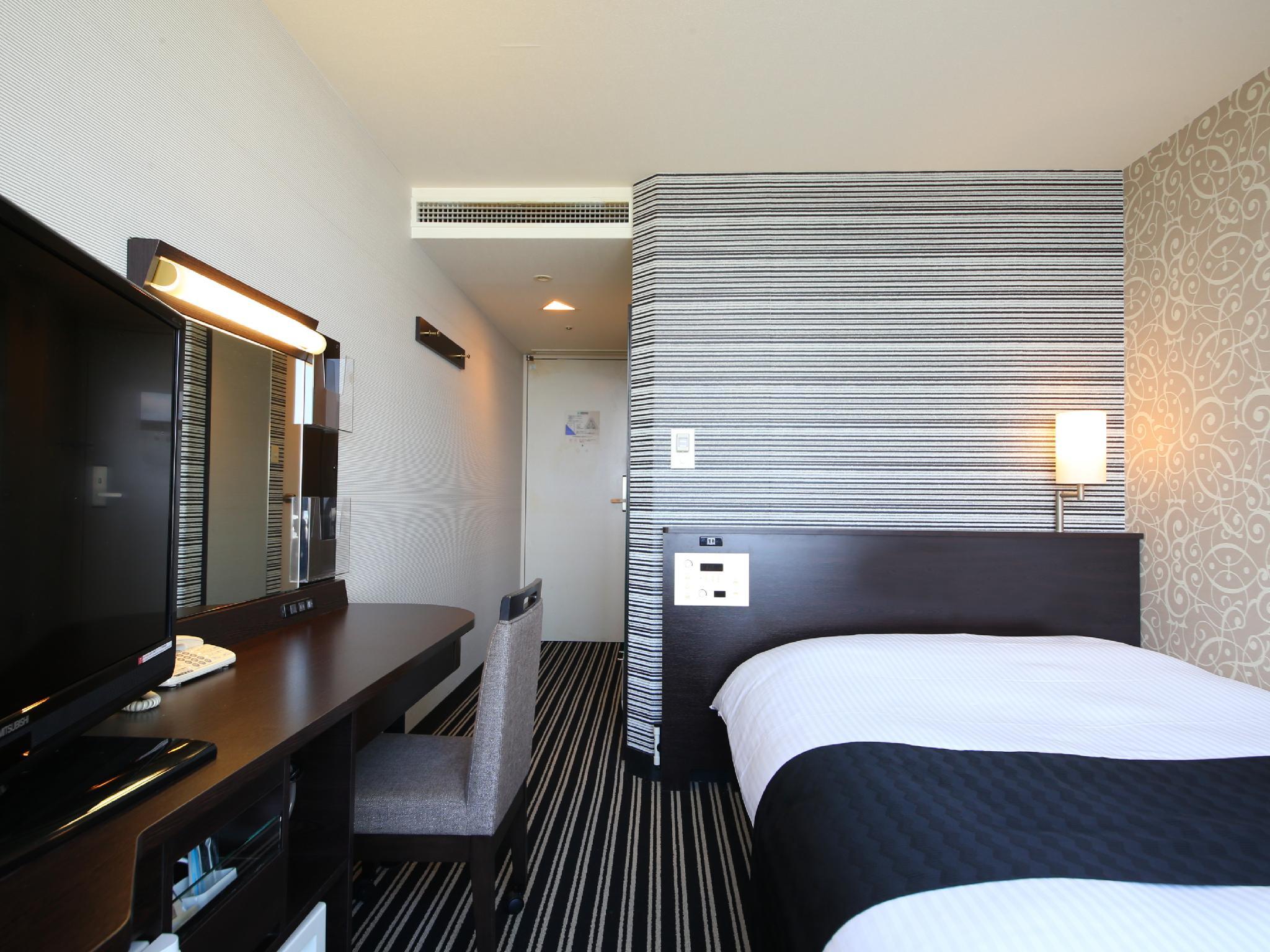 Room, Double Bed, Central Tower, Smoking