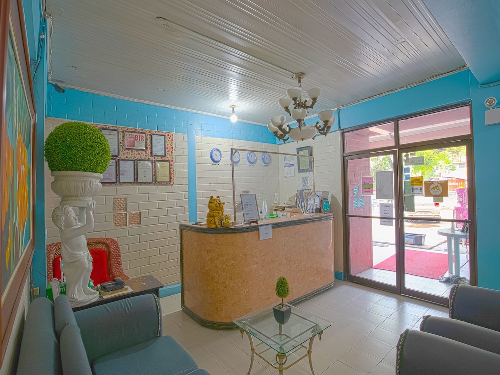 La Maria Pension & Tourist Inn Hotel 14/51