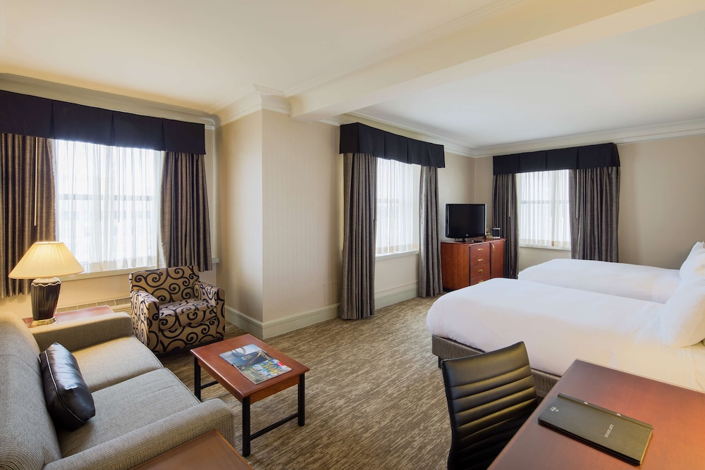 Hilton Cincinnati Netherland Plaza 25/62