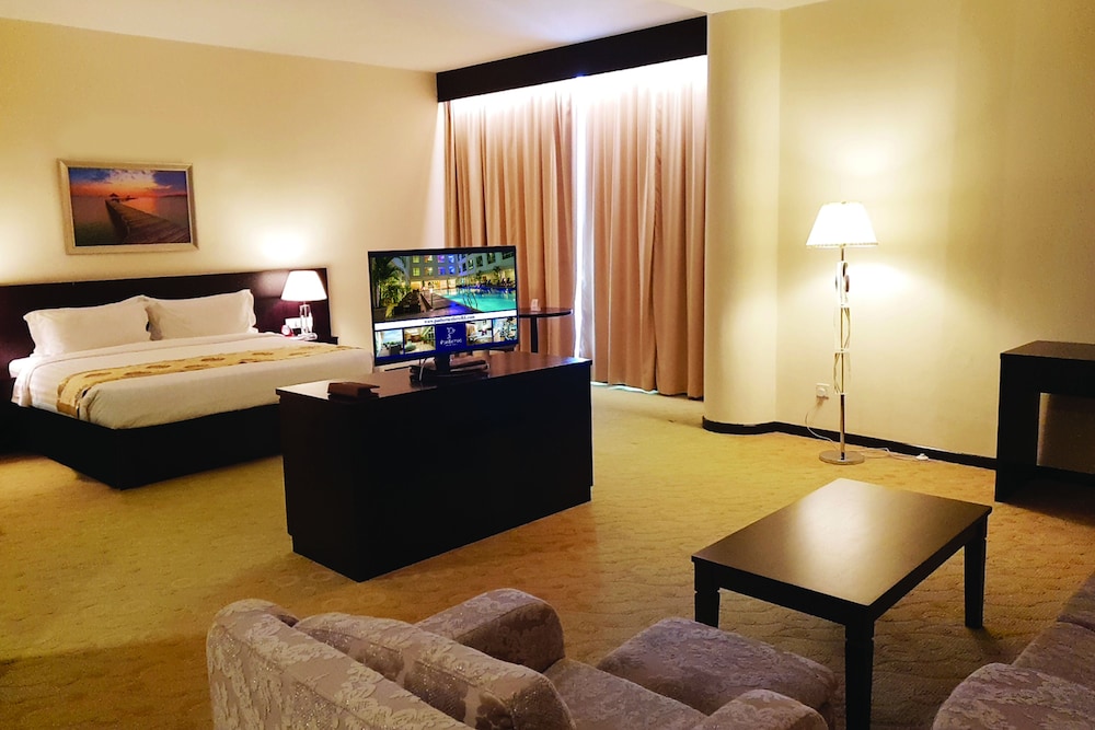 Pan Borneo Hotel Kota Kinabalu 43/66