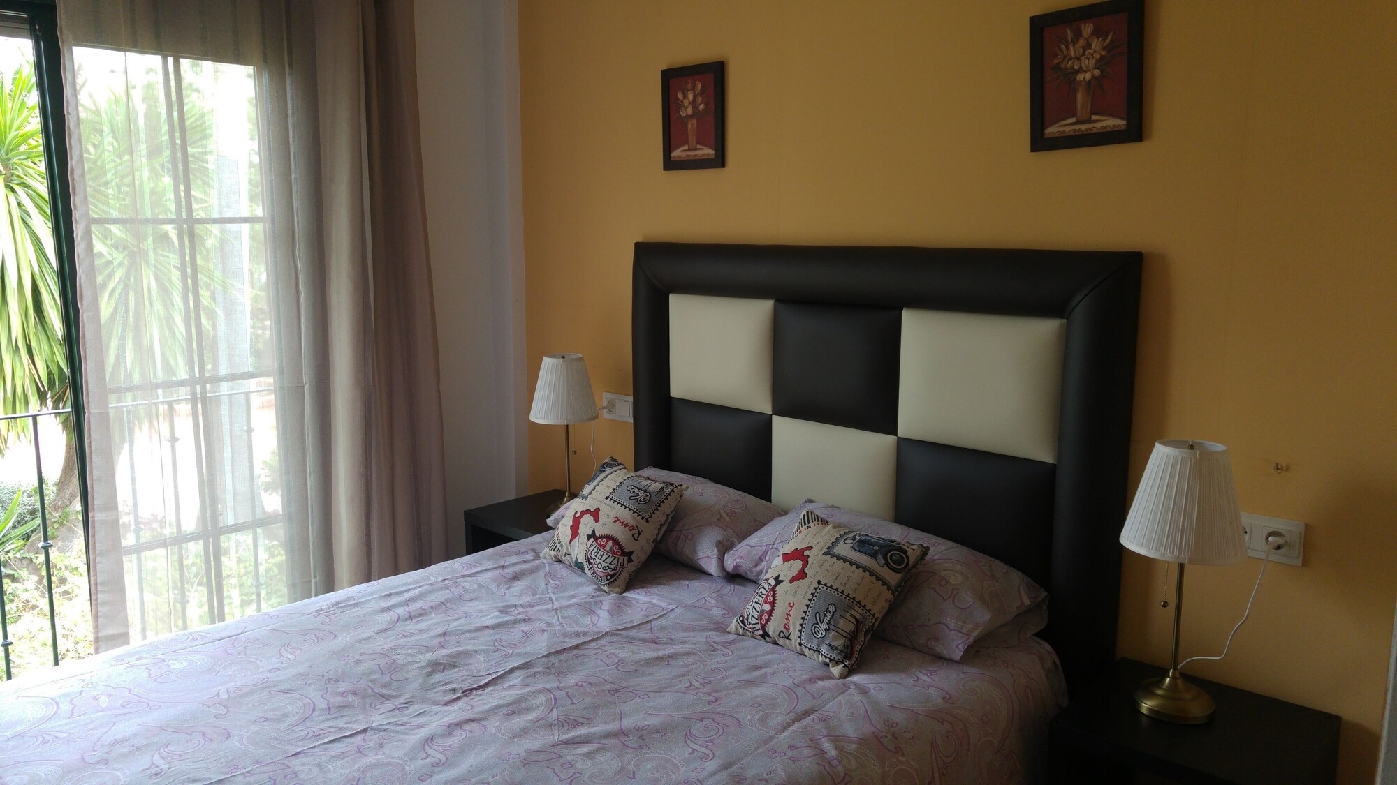 SUPERIOR, QUEEN BED, GARDEN VIEW, BALCONY