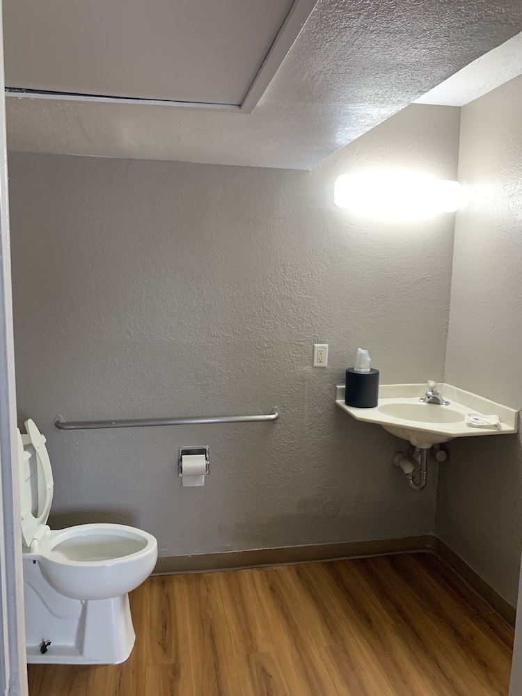 Motel6 Dayton, OH 11/46