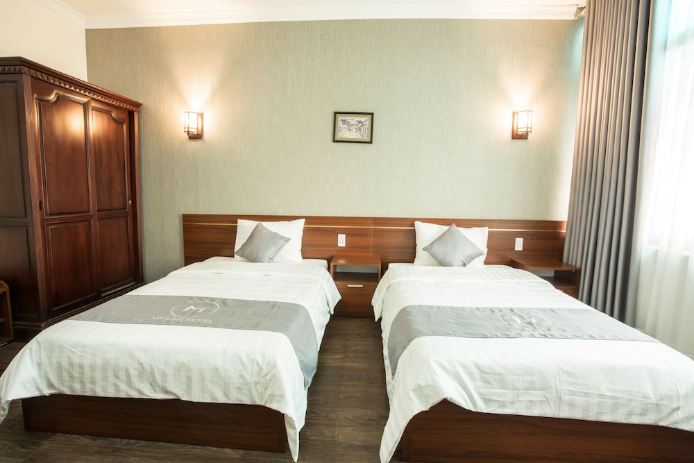 My Lan Hanoi Hotel 13/48