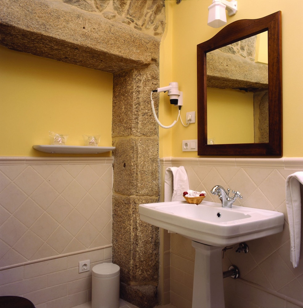 Hotel Airas Nunes 30/30