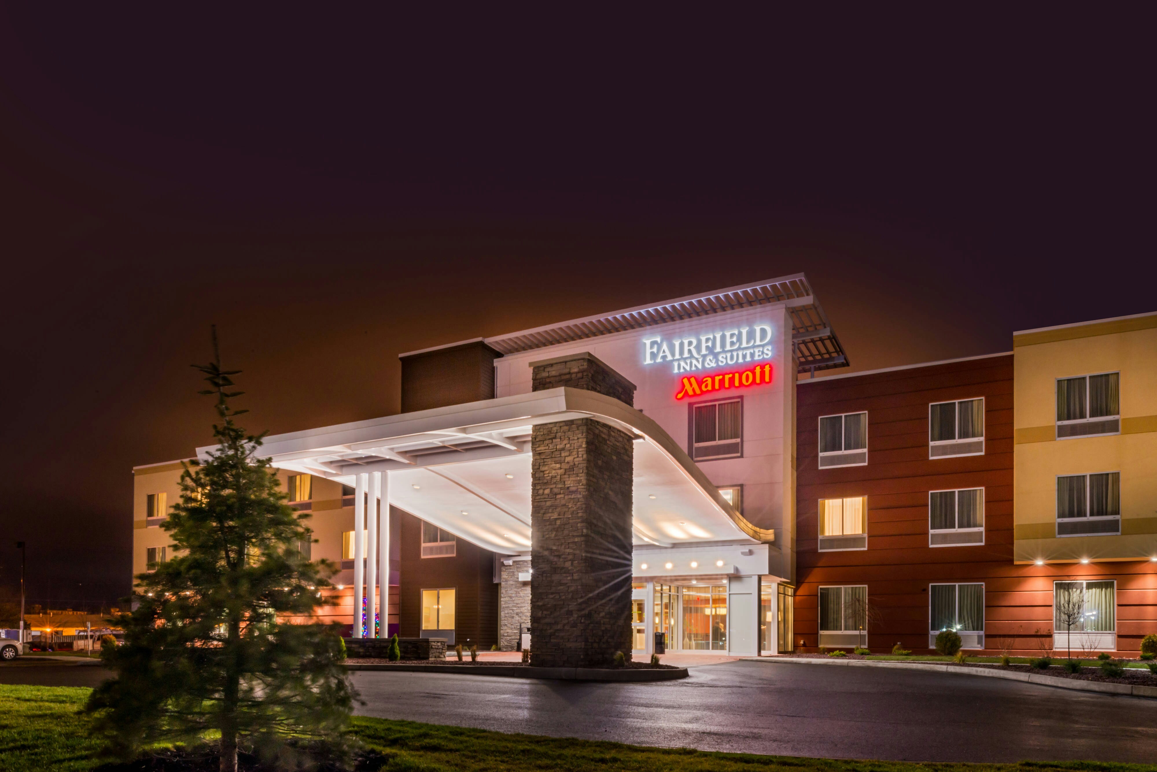 Fairfield Inn Suites Utica 2/47
