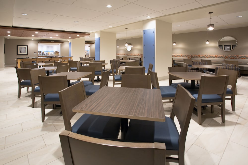 Holiday Inn Express Salt Lake City Downtown 53/77
