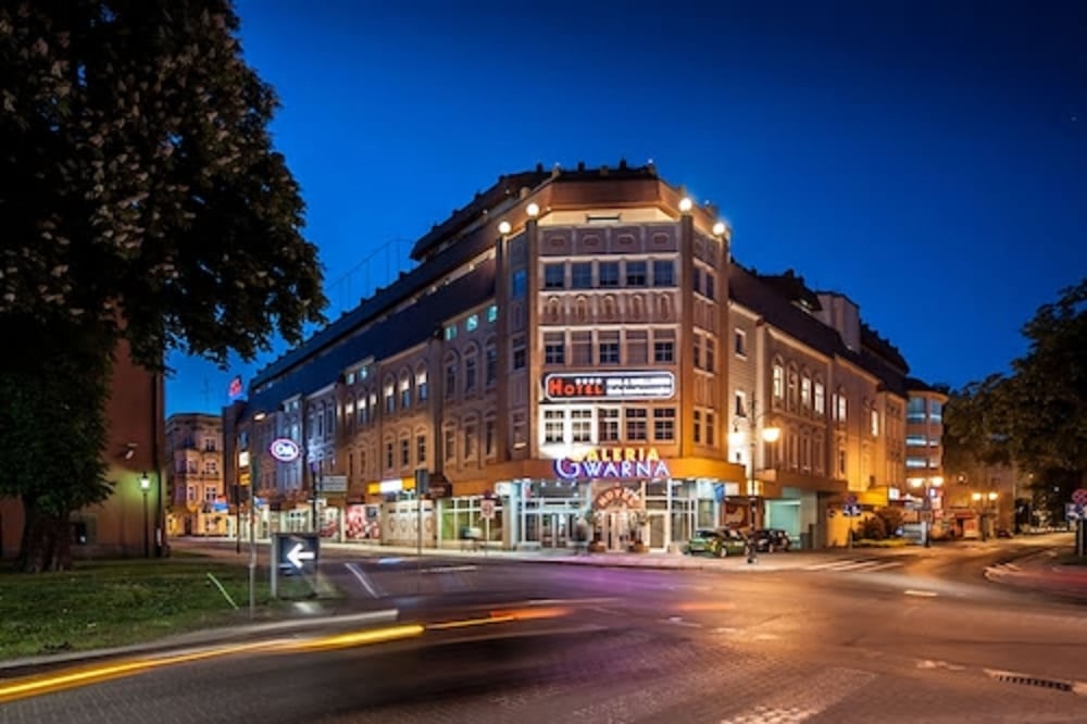 Hotel Gwarna 3/50
