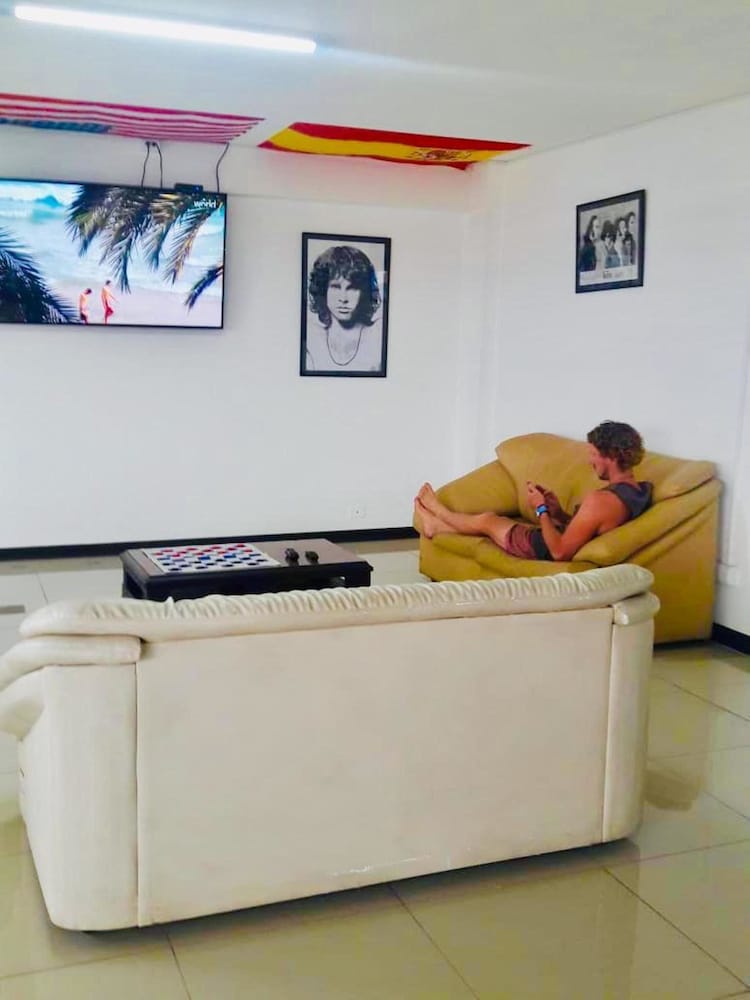 Hostel Del Paseo 34/50