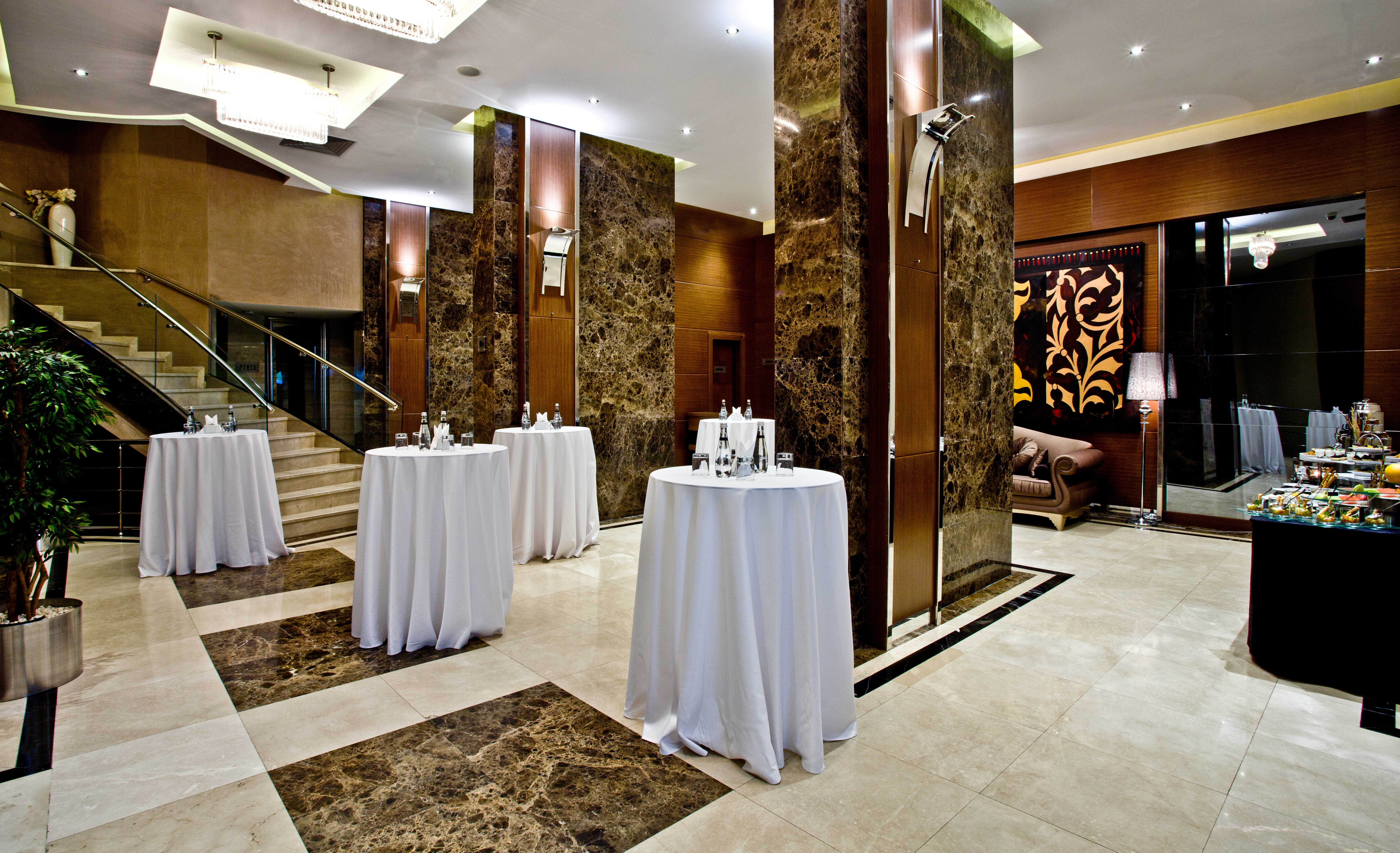 HOLIDAY INN ANKARA - KAVAKLIDERE 19/78