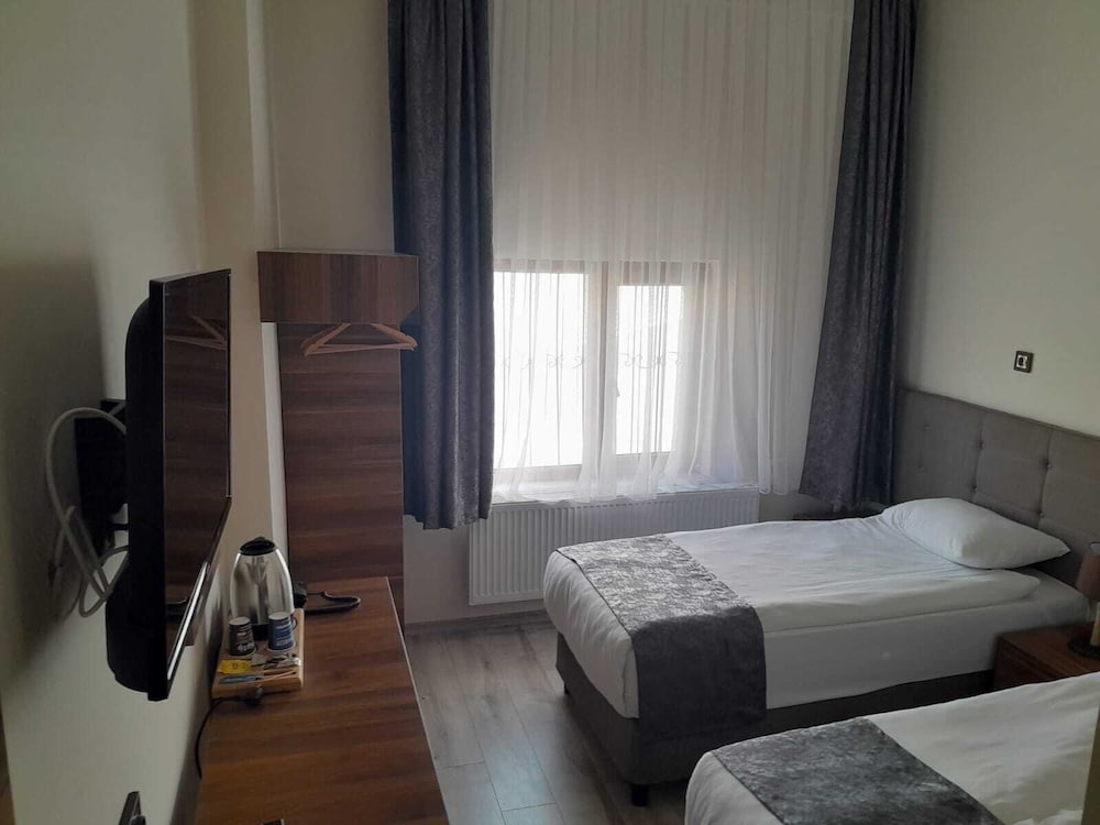Zumrut Palas Otel 4/44
