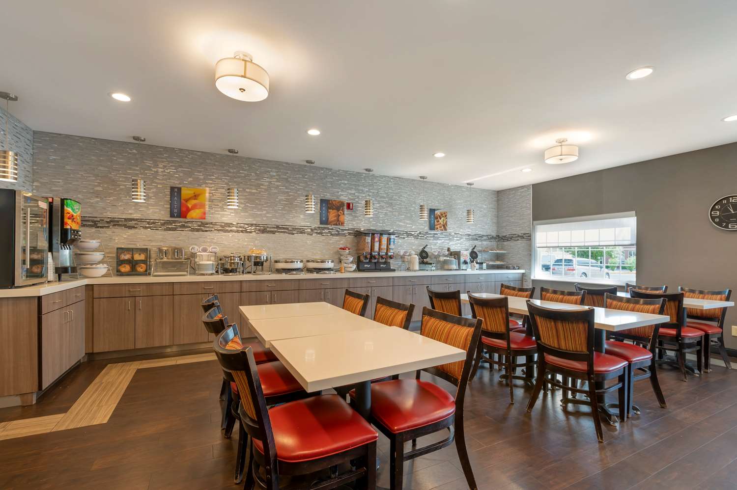 restaurant cafeteria