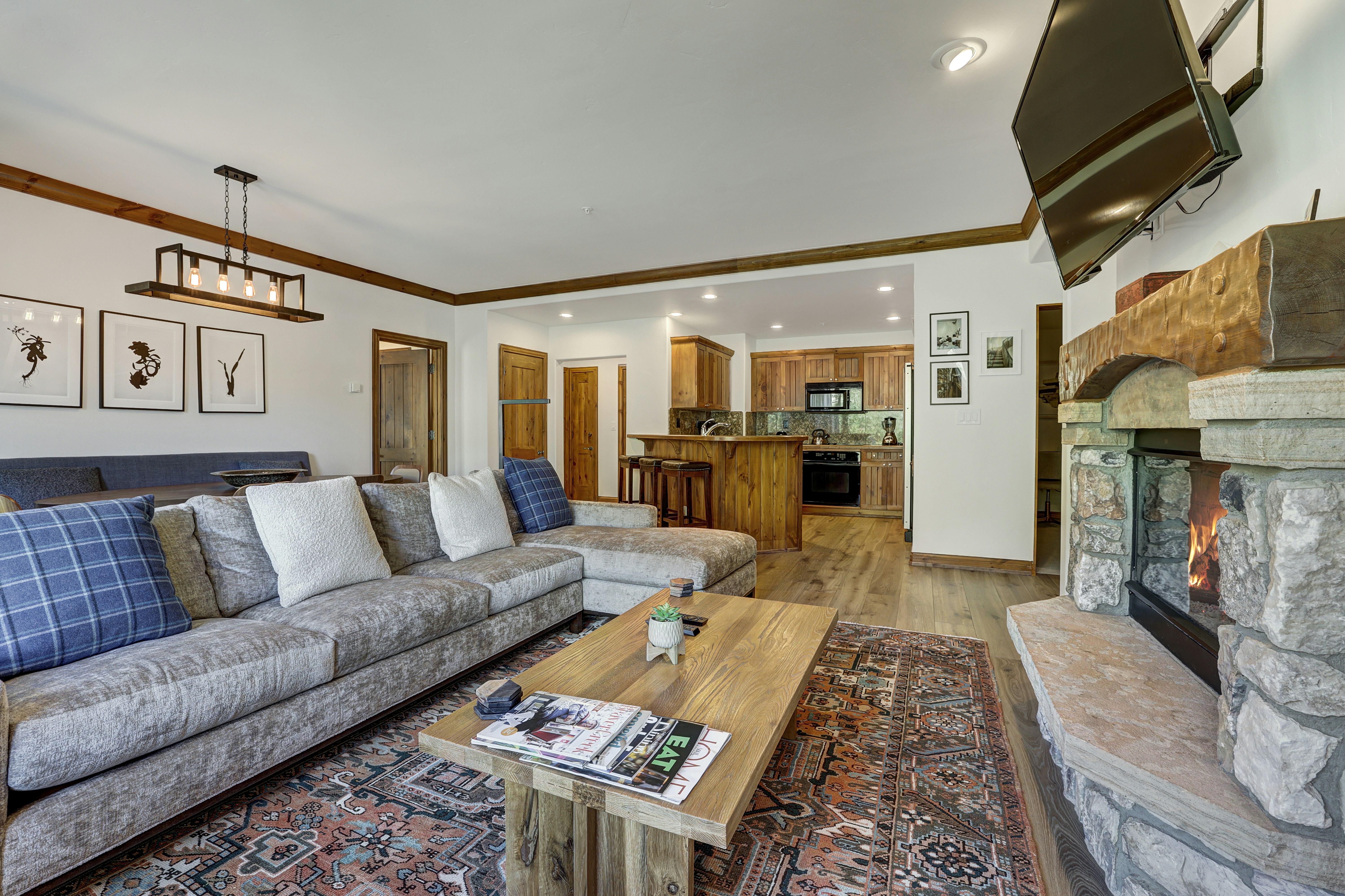 Elkhorn Lodge 20/33