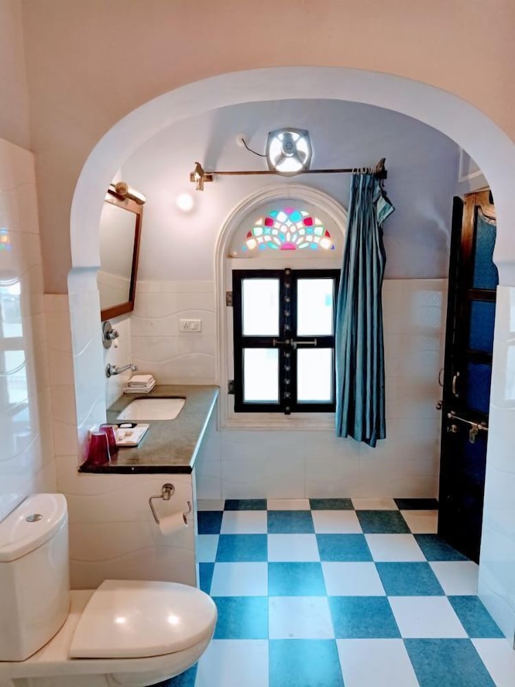 Hotel Saba Haveli 19/50