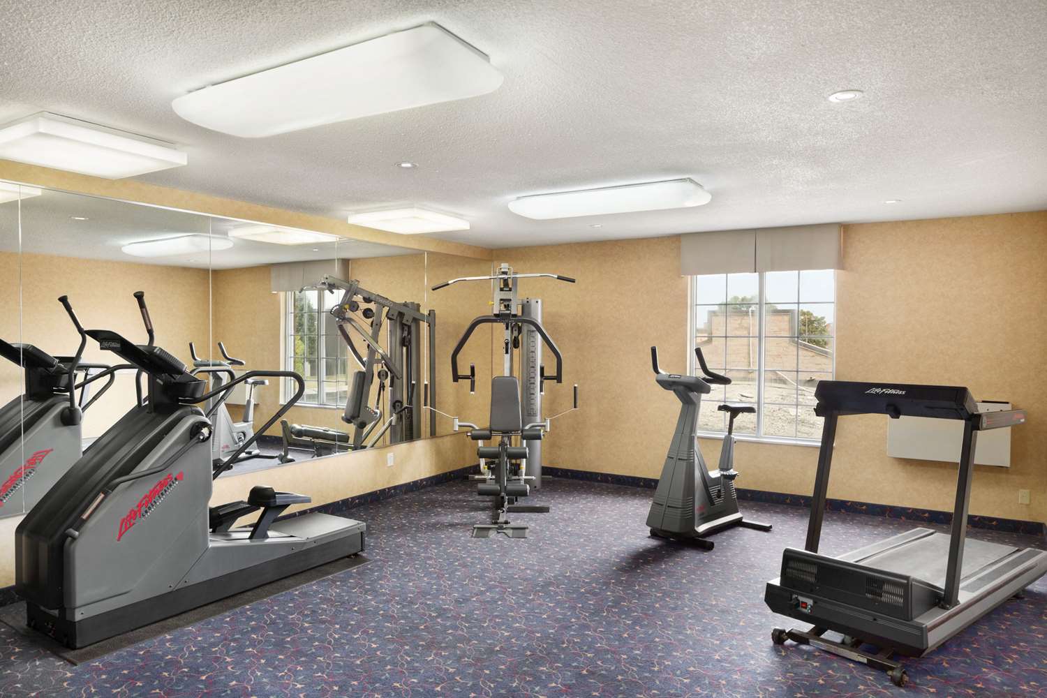 Days Inn by Wyndham Brantford 13/21