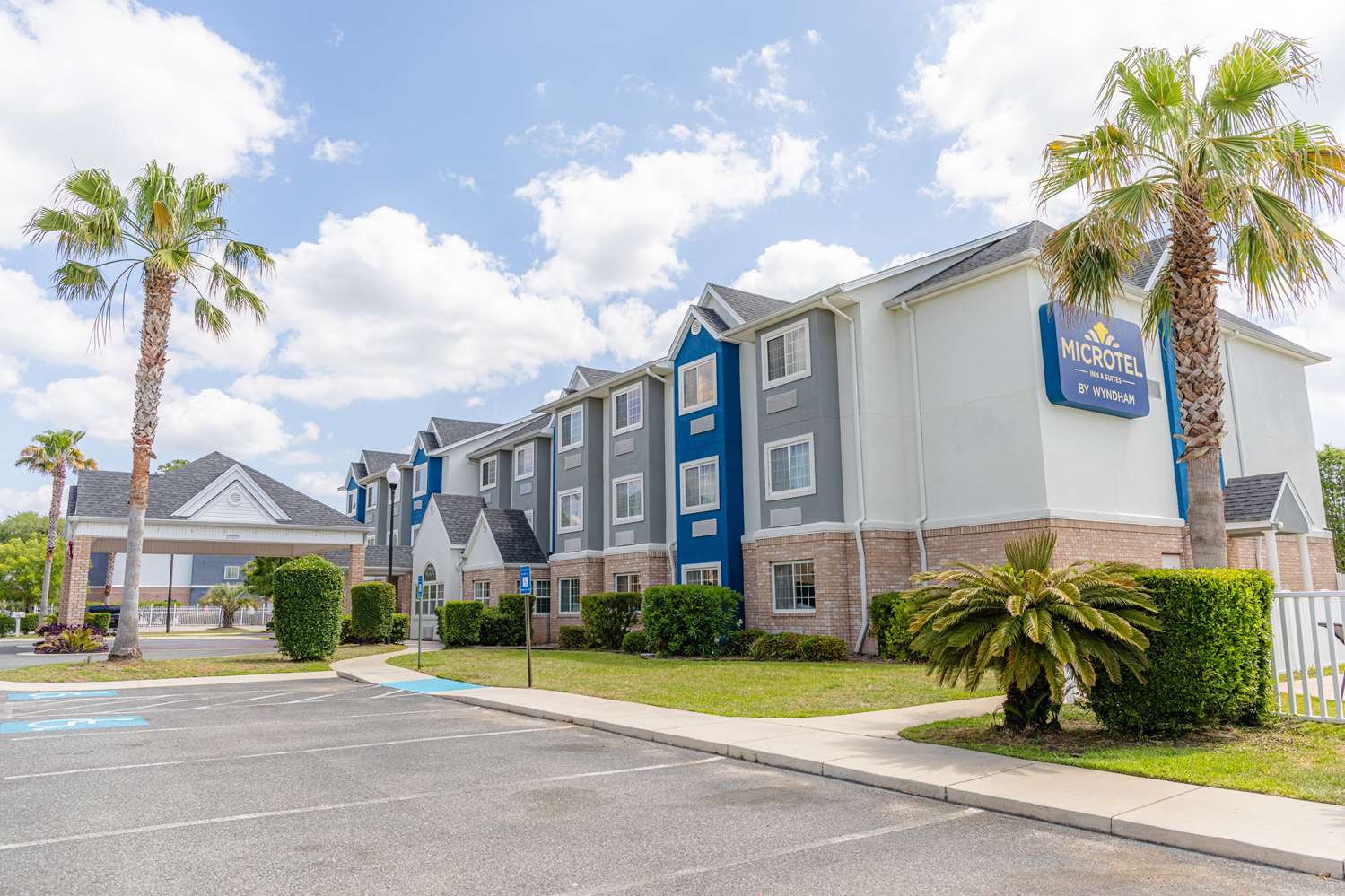 Microtel Inn Suites Kingsland 50/55