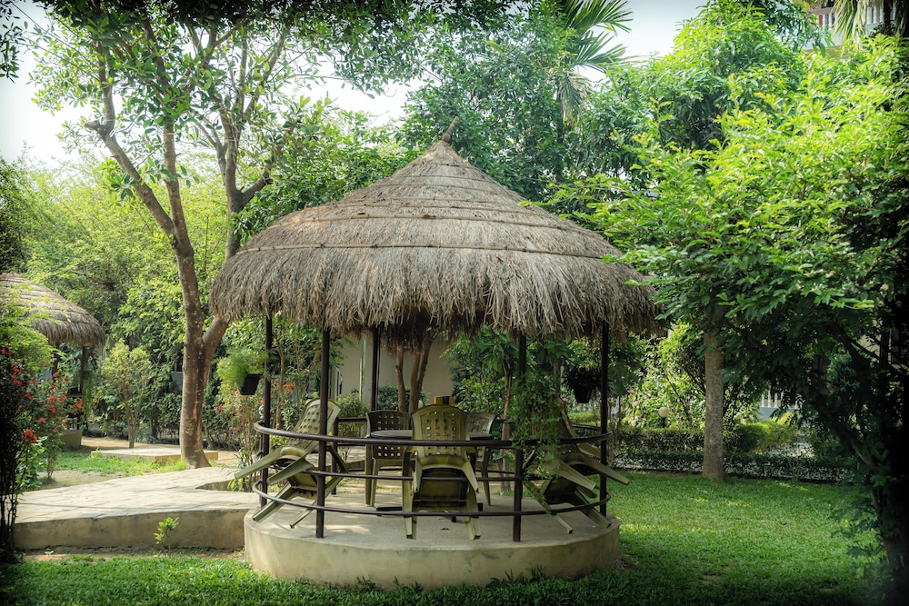 Hotel Monalisa Chitwan 21/32