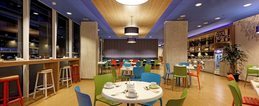 Ibis Budget Jakarta Airport 42/54