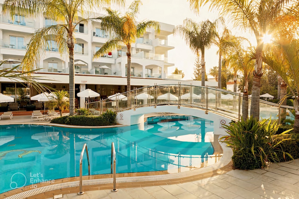 Anesis Hotel 16/44
