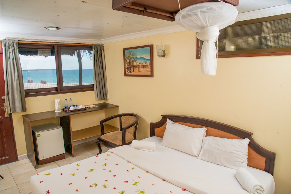 Sunrise Beach Resort 14/50