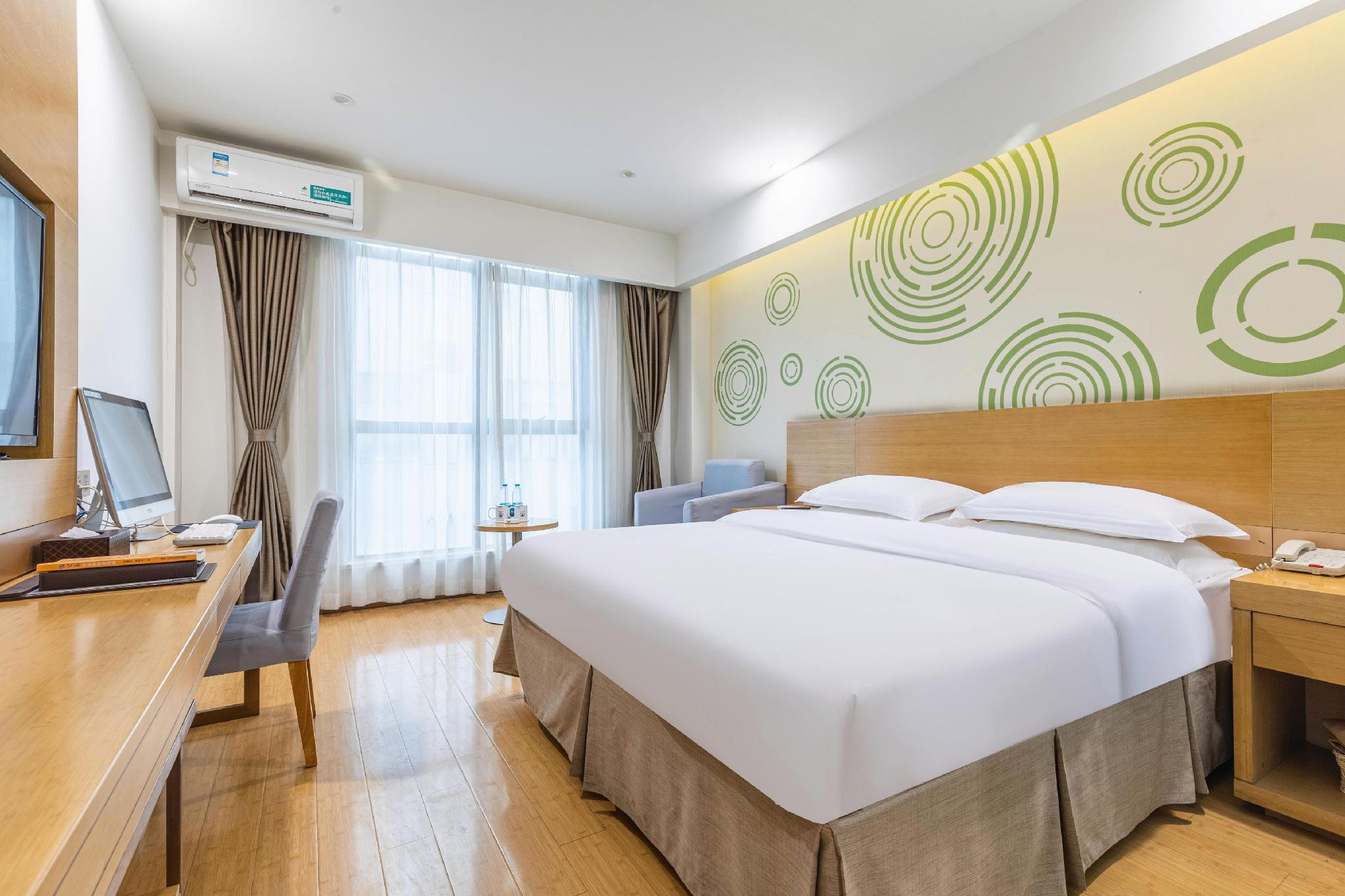 BUSINESS, QUEEN BED