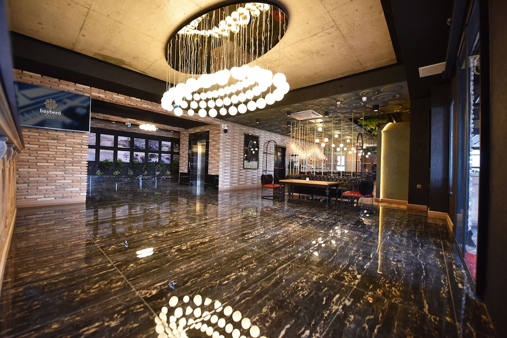 Bayberd Hotel 6/34