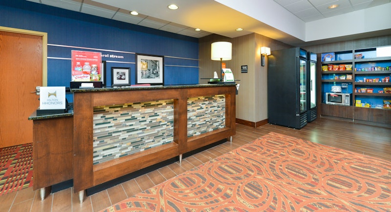 Hampton Inn Chicago Carol Stream 4/43