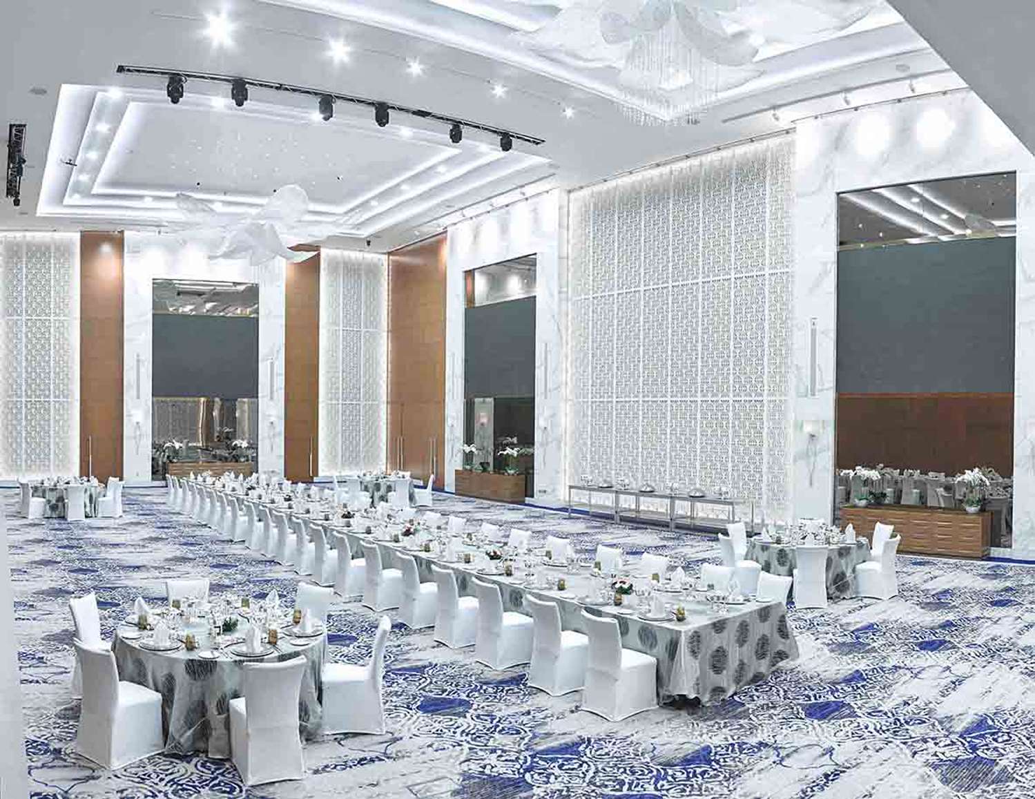 Gulf Executive Residence (within Gulf Hotel premises) 31/38