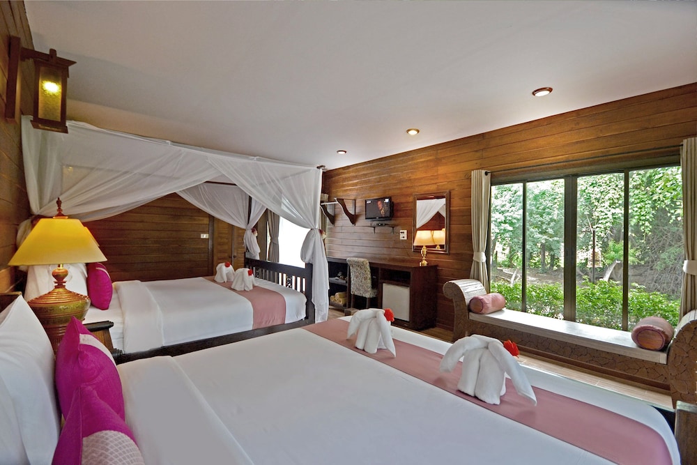 Thai Thai Sukhothai Resort 18/68